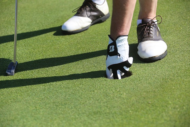 Golf shoe insoles are the perfect addition to make your golf shoes to make them more comfortable.  Arch support and cushioning will generally make your feet more comfortable. 